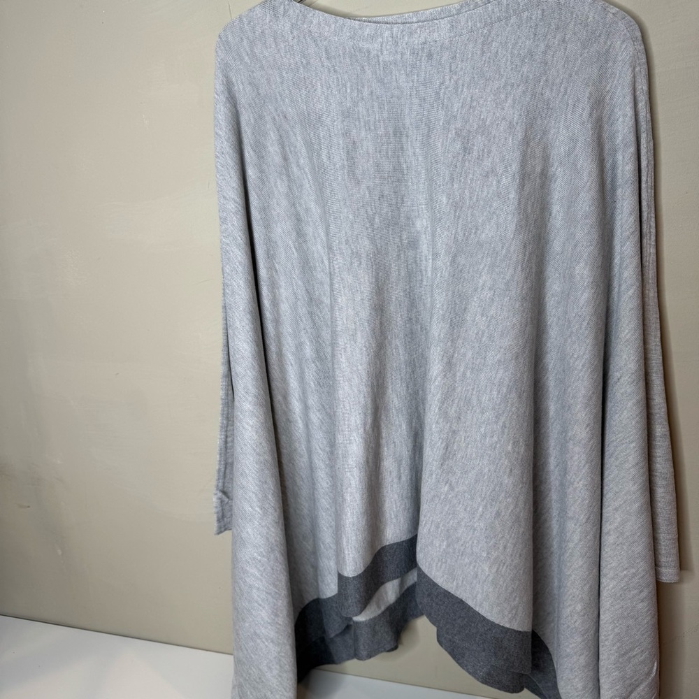 Matty M Ladies´ Sweater Poncho Nwt one size - Picture 4 of 6